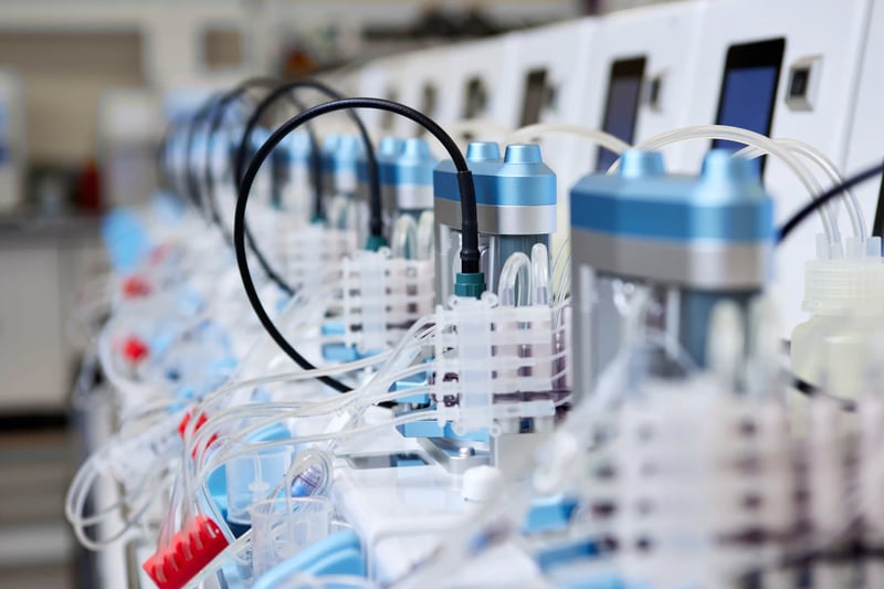 Stratyx 250 - Multiple Bays Side