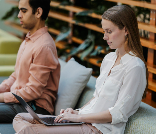 culture-working-laptop